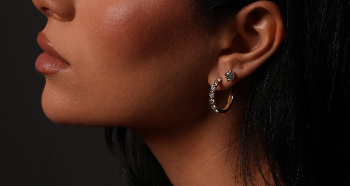 Round Diamond Scallop Hoops